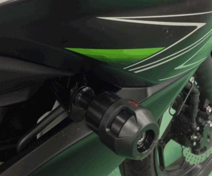 Frame Sliders (Ninja 300 / Z300)