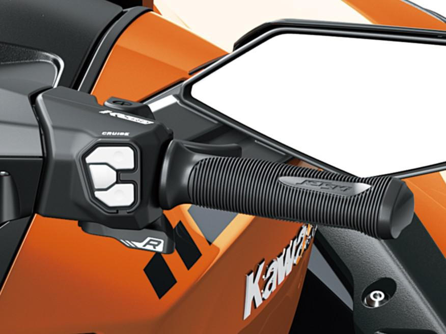 Sähköinen vakionopeudensäädin